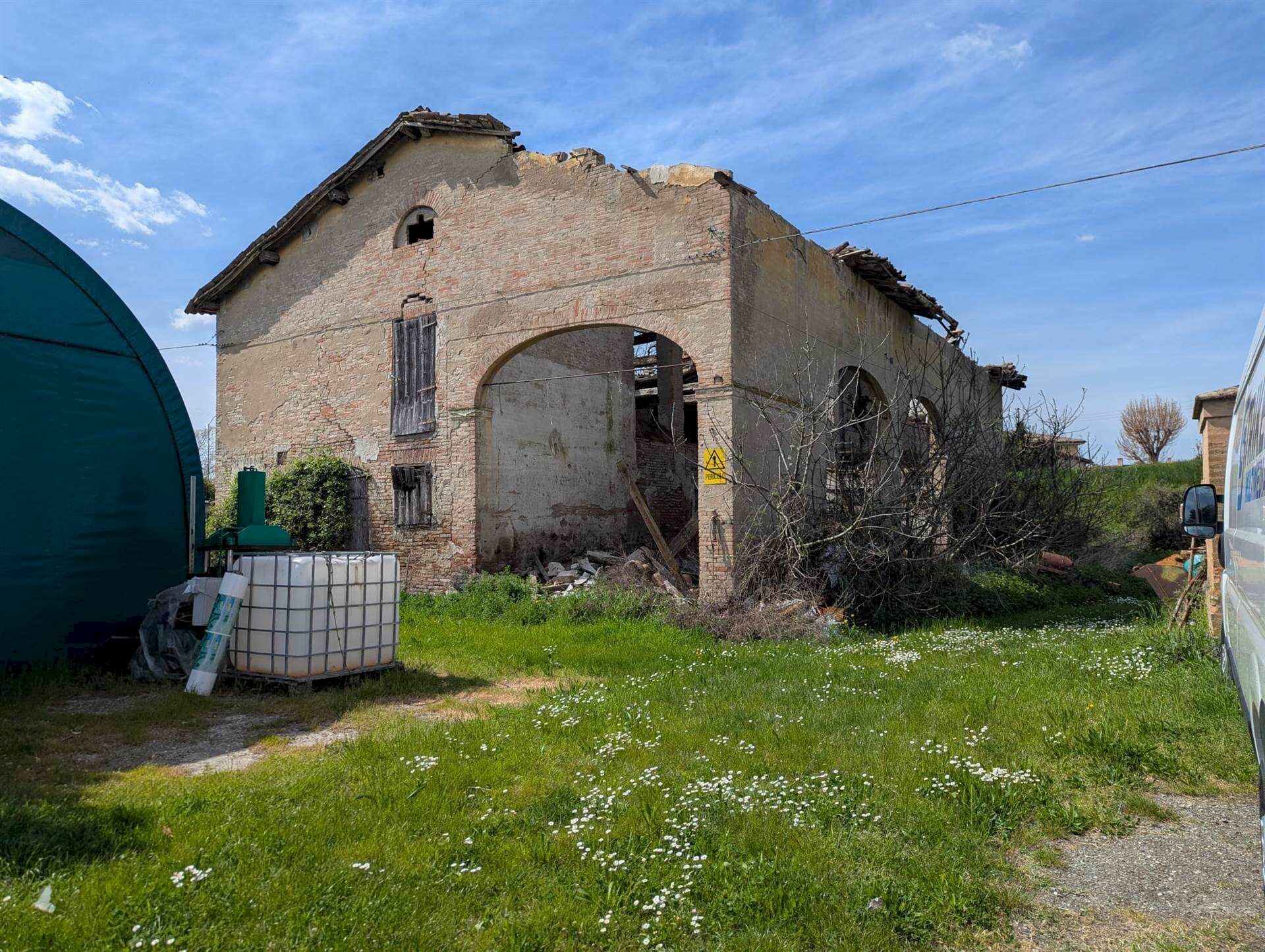 Rustic Stradello Capitani 168, Modena - photo 1