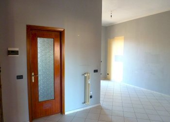 Three-room apartment Via Primo Maggio, 4, Cuneo (neighborhood Centro) - photo 4