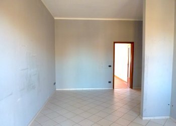 Three-room apartment Via Primo Maggio, 4, Cuneo (neighborhood Centro) - photo 8
