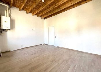 Two-room apartment Villasanta - photo 4
