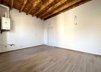 Two-room apartment Villasanta - photo 3