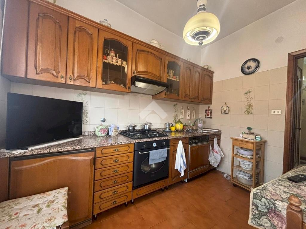 Three-room apartment Via Mameli, Rapallo - photo 1
