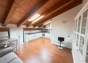 Two-room apartment VIA CANTURINA 100, Como - photo 1