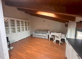Two-room apartment VIA CANTURINA 100, Como - photo 3