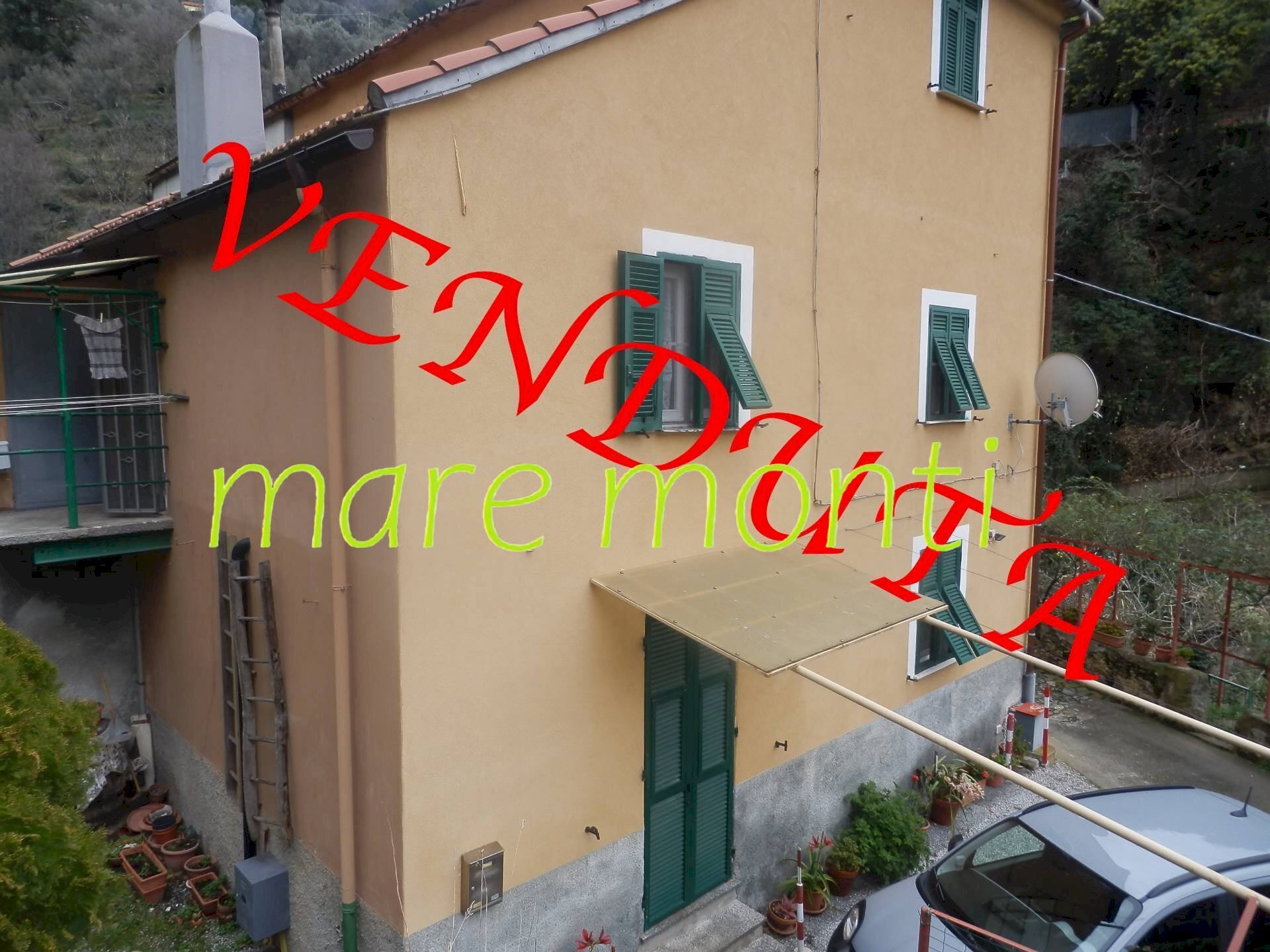 Villa a Schiera Savona (zona Lavagnola) - foto 1