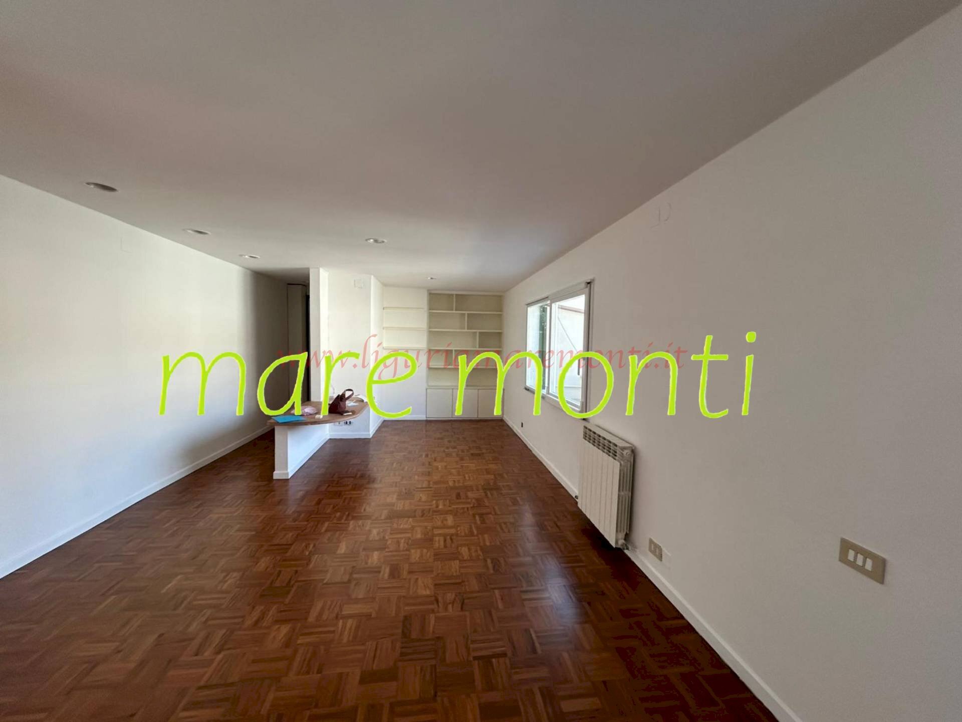 Trilocale Savona (zona Centro storico) - foto 1