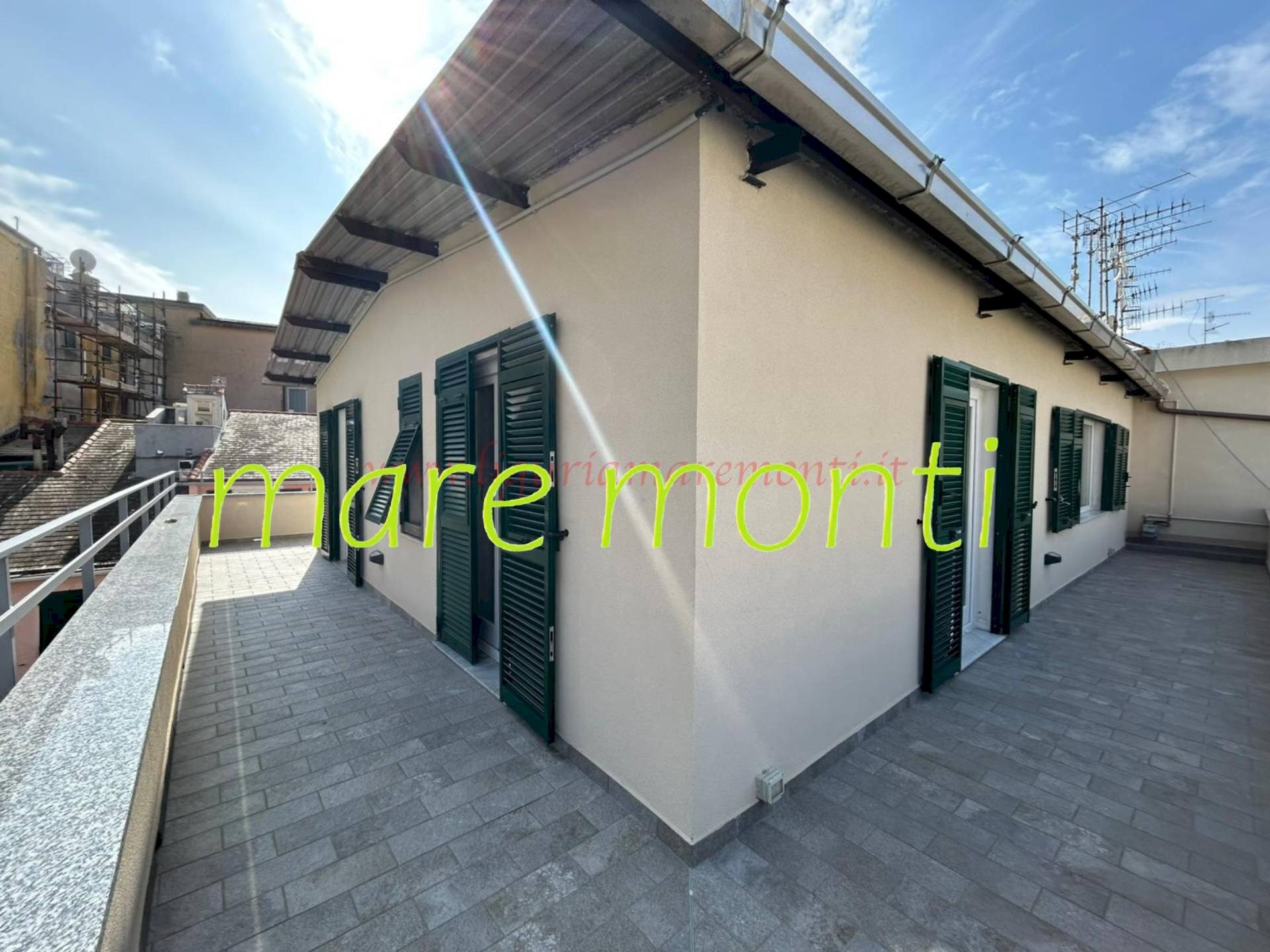 Trilocale Savona (zona Centro storico) - foto 3