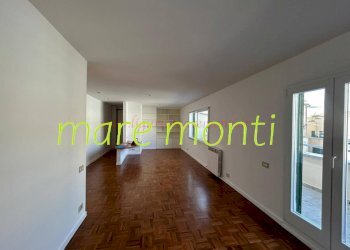 Three-room apartment Savona (neighborhood Centro storico) - photo 4