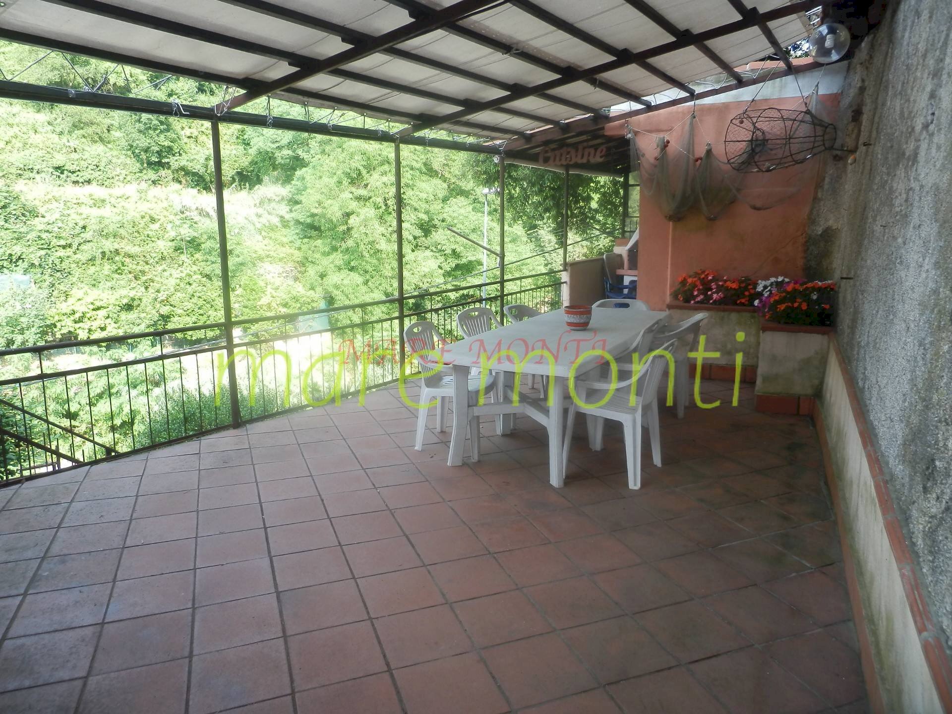 Villa a Schiera Savona (zona Lavagnola) - foto 1