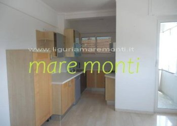 Appartamento Savona (zona Oltreletimbro) - foto 4