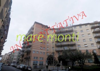 Bilocale Savona (zona Villapiana) - foto 1