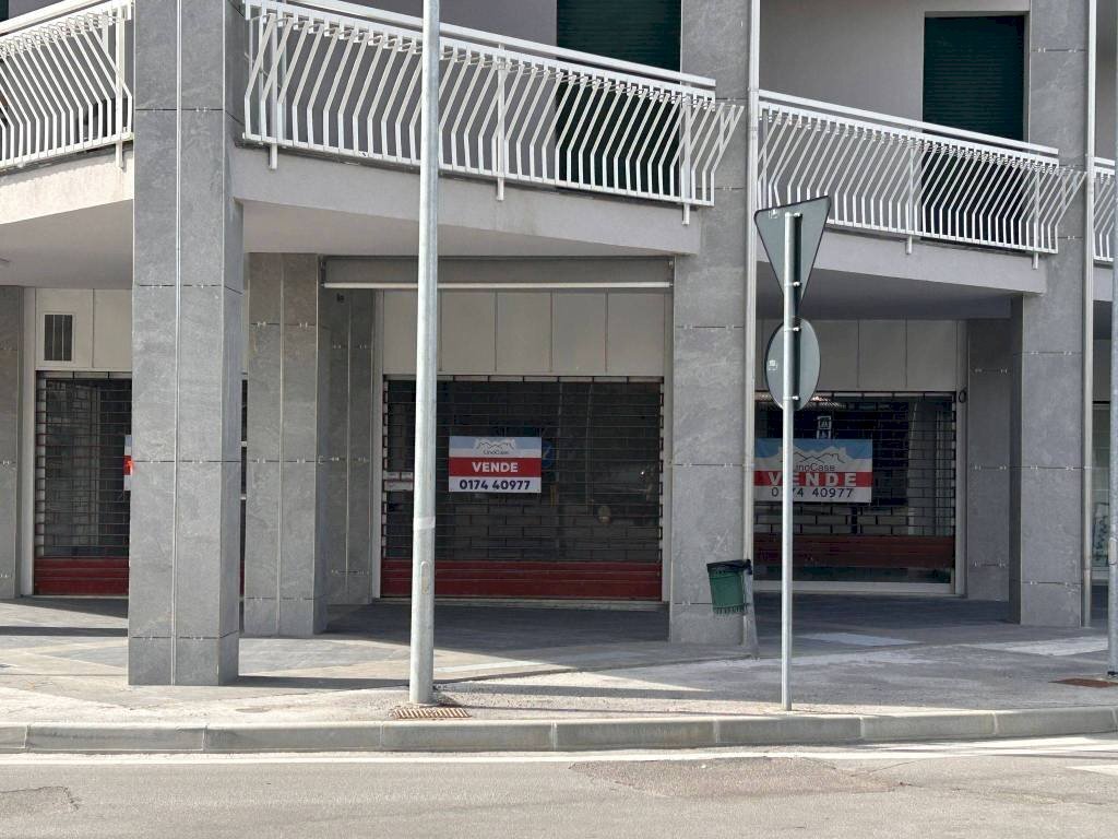 Negozio corso Europa 30, Mondovì - foto 3