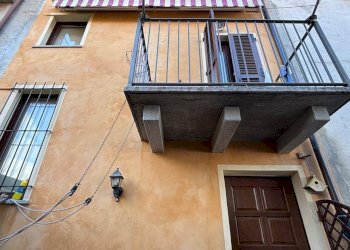 Independent house via Camillo Benso di Cavour 3, Cinisello Balsamo - photo 1
