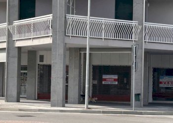 Negozio corso Europa 30, Mondovì - foto 1