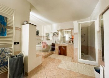 Porzione di casa Medicina - foto 21