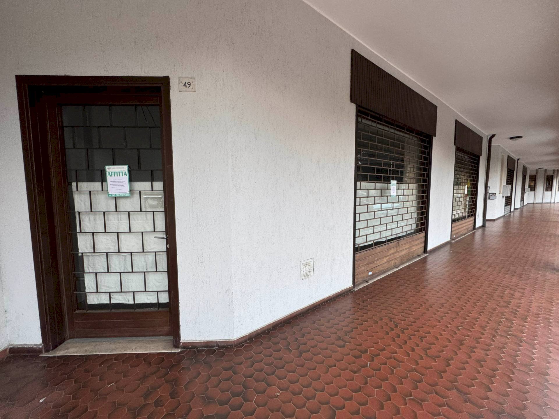 Foto 1 - Shop VIA GELTRUDE BEOLCHI
 
51, Cuggiono - photo 1