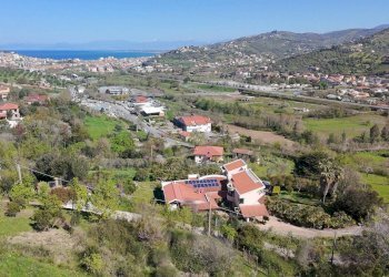 Foto 3 - Villa contrada marrota
 
14, Agropoli - foto 3