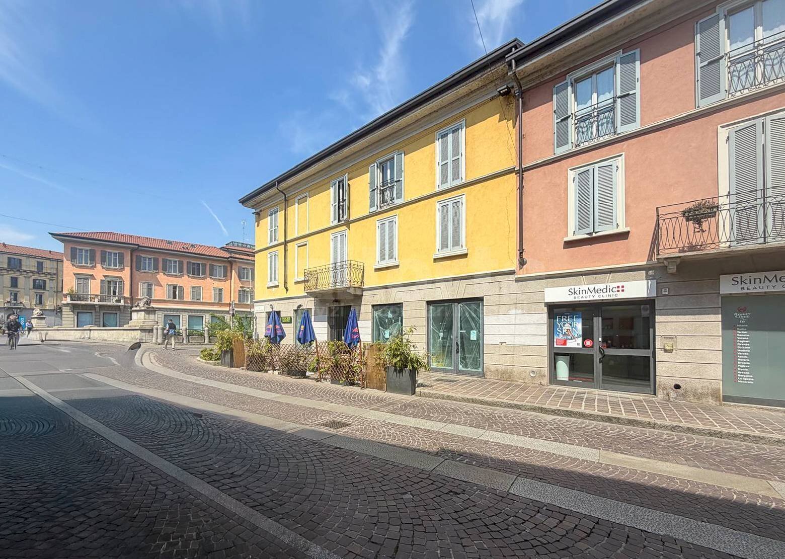 Foto 1 - Shop Via Vittorio Emanuele II
 
13, Monza - photo 1