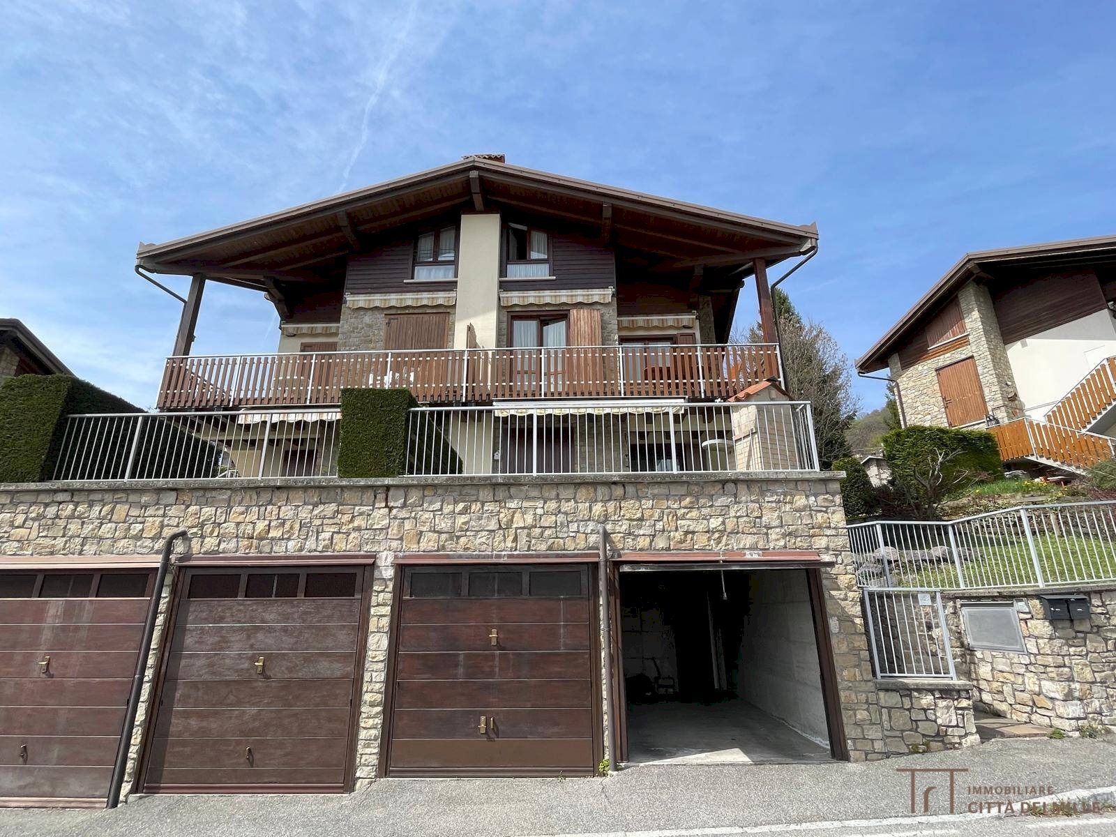 Foto 1 - Three-room apartment Via Al Parco, Aviatico - photo 1