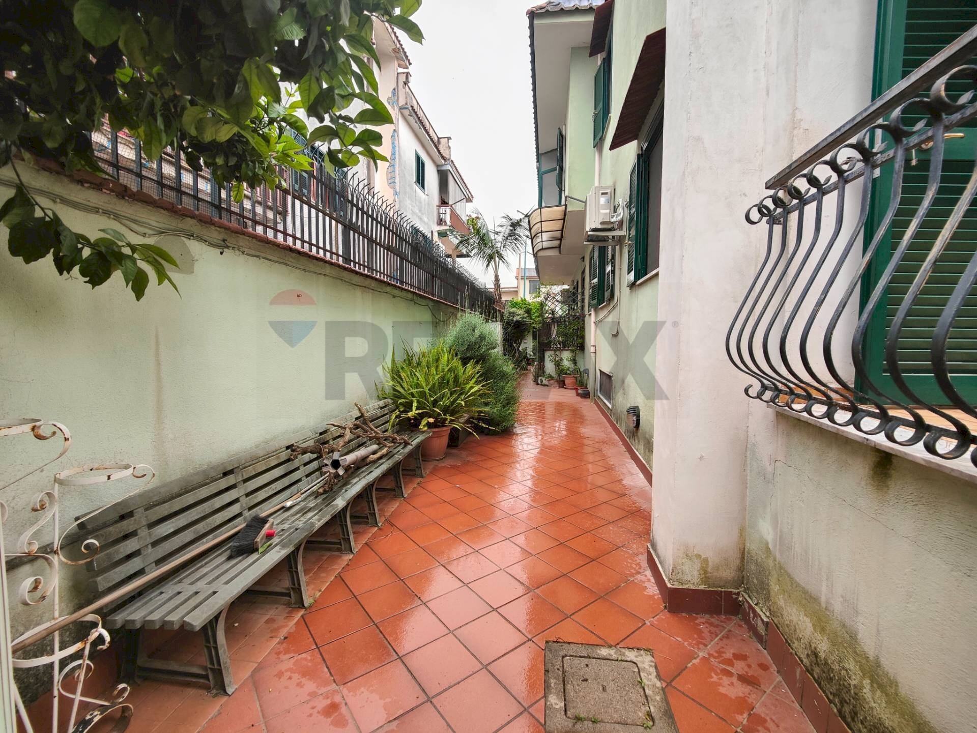 Terrazza - Semi-detached house via Don Luigi Sturzo
 
25, Arzano - photo 3
