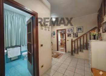 Hall / corridoio - Semi-detached house via Don Luigi Sturzo
 
25, Arzano - photo 11
