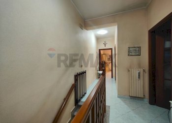 Hall / corridoio - Semi-detached house via Don Luigi Sturzo
 
25, Arzano - photo 16