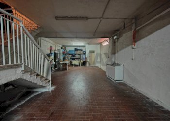 Parcheggio - Semi-detached house via Don Luigi Sturzo
 
25, Arzano - photo 26