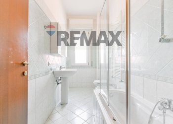 Bagno - Three-room apartment via E. De Amicis
 
5, Melzo - photo 9