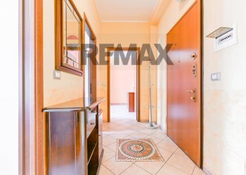 Hall / corridoio - Three-room apartment via E. De Amicis
 
5, Melzo - photo 12