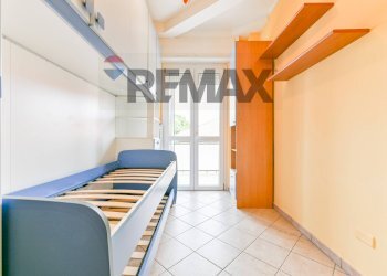 Camera / camera da letto - Three-room apartment via E. De Amicis
 
5, Melzo - photo 14