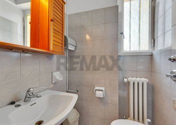Bagno - Shop Via Vittorio Veneto
 
79, Brugherio - photo 9