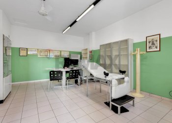 Sala visite - Shop Via Vittorio Veneto
 
79, Brugherio - photo 13