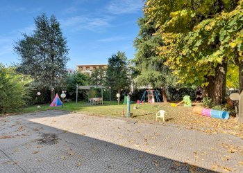 Giardino - Shop Via Vittorio Veneto
 
79, Brugherio - photo 16