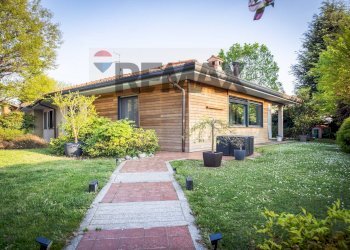 Casa all\'aperto - Villa Via 20 settembre
 
1522, Cirimido - photo 22
