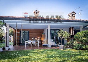 Casa all\'aperto - Villa Via 20 settembre
 
1522, Cirimido - photo 25