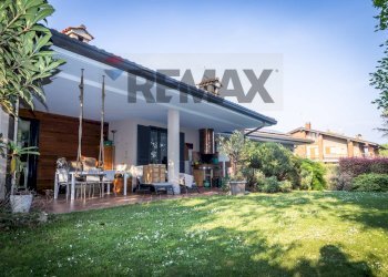 Casa all\'aperto - Villa Via 20 settembre
 
1522, Cirimido - photo 33