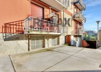 Ingresso Carrabile - Ufficio via Bolzano
 
11, Garbagnate Milanese - foto 12