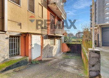 Ingresso Carrabile - Ufficio via Bolzano
 
11, Garbagnate Milanese - foto 20