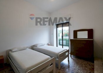 Camera / camera da letto - Trilocale Via Magna Grecia
 
15, Roseto Capo Spulico - foto 7