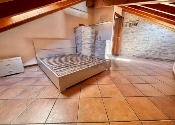 Camera / camera da letto - Attic Luino - photo 9
