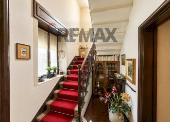 Scale - Villa via nicola della cas
 
36-38, Baveno - photo 12