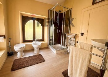 Bagno - Villa via nicola della cas
 
36-38, Baveno - photo 30