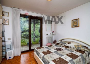 Camera / camera da letto - Bilocale Via Della Rovere, Lavena Ponte Tresa - foto 9
