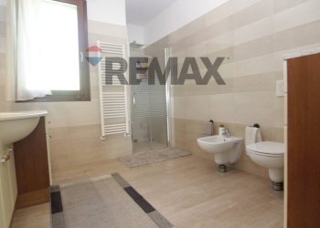 Bagno - Villa via Pradaccio
 
44, Cadegliano-Viconago - photo 12