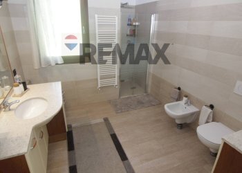Bagno - Villa via Pradaccio
 
44, Cadegliano-Viconago - photo 13