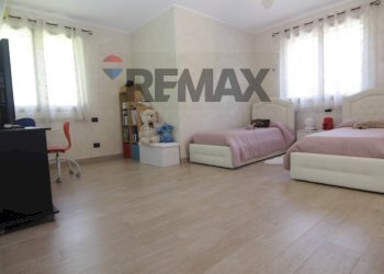 Camera / camera da letto - Villa via Pradaccio
 
44, Cadegliano-Viconago - photo 16