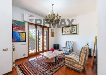 Soggiorno - Villa Via Stesicoro
58, Roma - photo 9