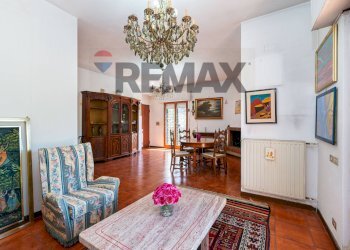 Sala da pranzo - Villa Via Stesicoro
58, Roma - photo 10