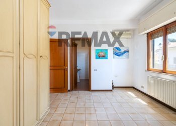 Stanza vuota - Villa Via Stesicoro
58, Roma - photo 26