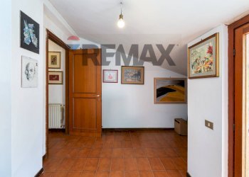 Hall / corridoio - Villa Via Stesicoro
58, Roma - photo 32